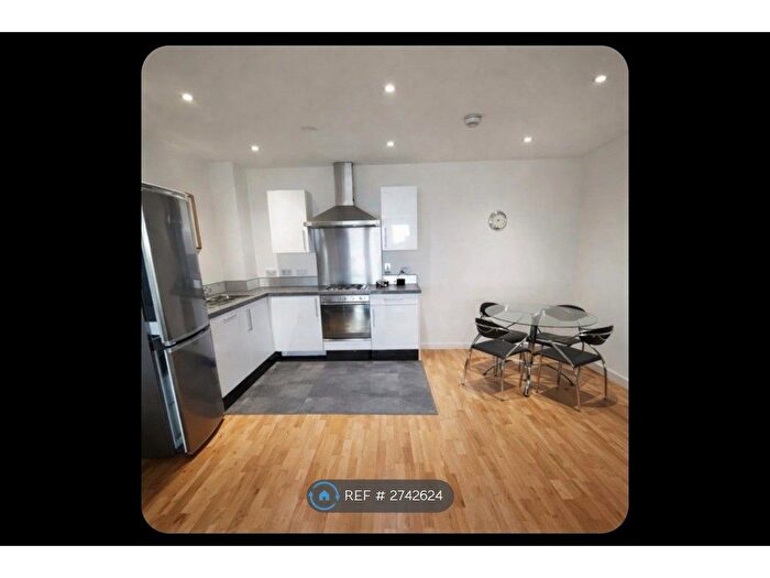 2 Bedroom Flat To Rent In The Reach, Liverpool, L3