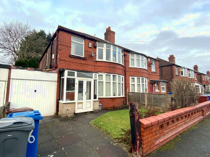 4 Bedroom House To Rent In Finchley Road, Fallowfield, M14