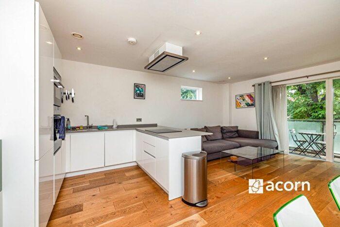 1 Bedroom Flat To Rent In Setchell Road, London, SE1