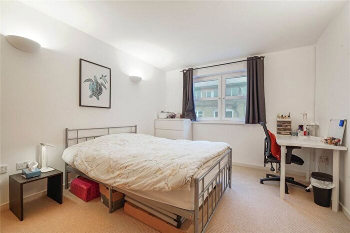 2 Bedroom Duplex For Sale In The Grainstore, Western Gateway, London, E16