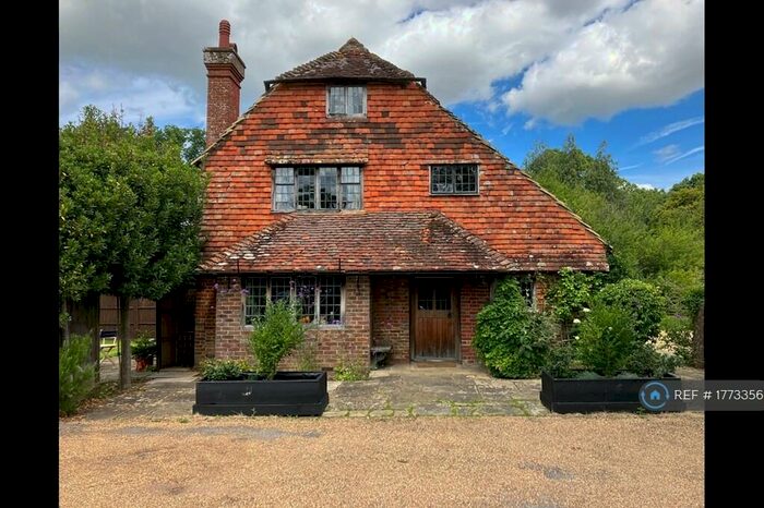 3 Bedroom Semi-Detached House To Rent In Dunsfold, Godalming, GU8