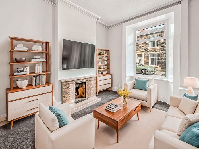 3 Bedroom Terraced House To Rent In Mount Pleasant Street, Oswaldtwistle, Accrington, BB5