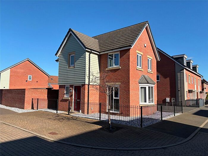 3 Bedroom Detached House For Sale In Shetland Close, Shirebrook, Mansfield, Derbyshire, NG20