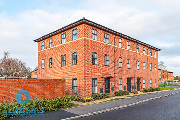 2 Bedroom Town House For Sale In Dallington Street, Nottingham, NG8