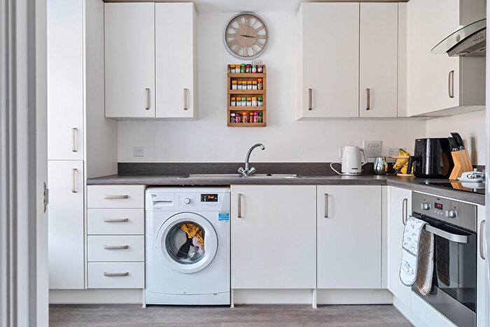 3 Bedroom End Of Terrace House For Sale In Broadhays Drive, Cranbrook, EX5