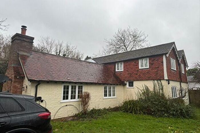 5 Bedroom Detached House To Rent In High Street, Etchingham, TN19