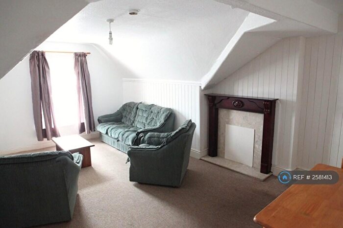 1 Bedroom Flat To Rent In Lathom Road, Southport, PR9