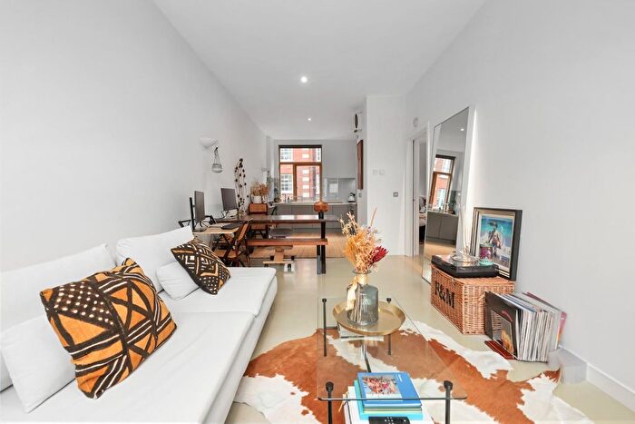 1 Bedroom Flat For Sale In Minerva Street, London, E2