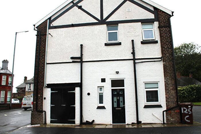 2 Bedroom Flat To Rent In A St. Helens Road, Prescot, Merseyside, L34