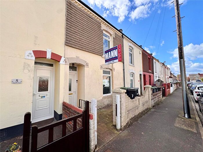 2 Bedroom Terraced House For Sale In Harcourt Road, Gosport, Hampshire, PO12