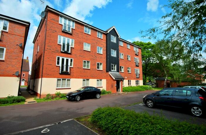 2 Bedroom Flat To Rent In Stavely Way, Gamston, Nottingham, NG2