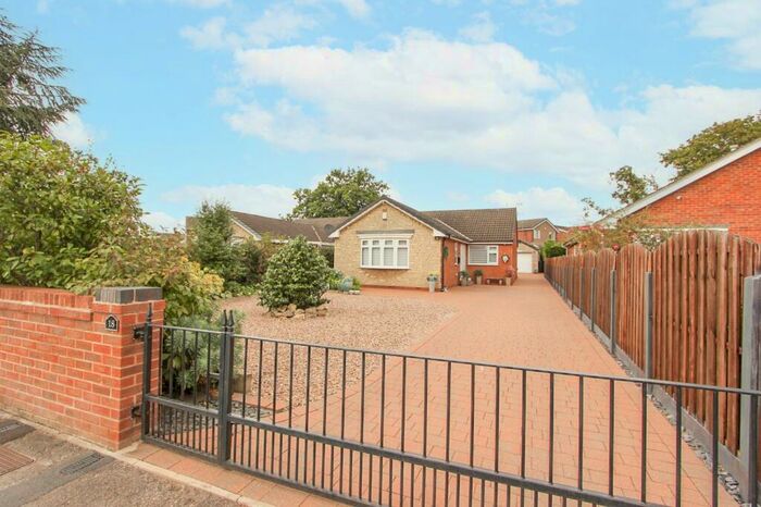 3 Bedroom Detached Bungalow For Sale In Carr Lane, Bessacarr, Doncaster, DN4