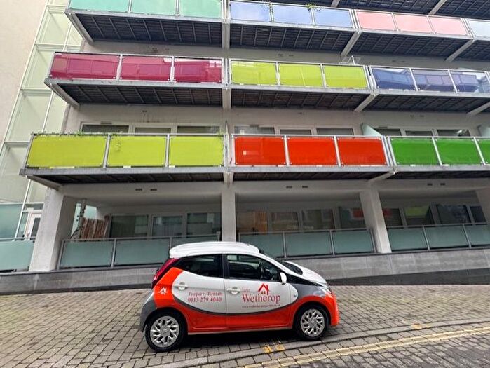 1 Bedroom Flat To Rent In Concord Street, Leeds, LS2