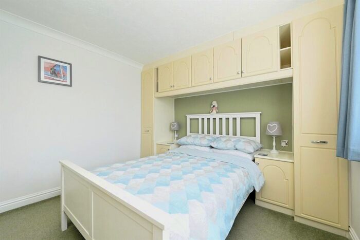 3 Bedroom Detached Bungalow For Sale In Collingwood Close, Heacham, King'S Lynn, PE31