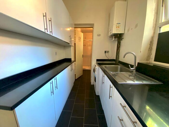 3 Bedroom Property To Rent In Spring Grove, Naden Road, Hockley, Birmingham, B19