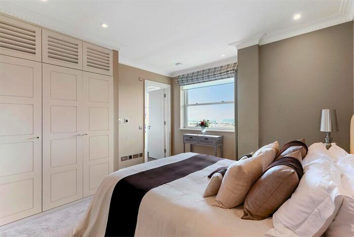 4 Bedroom Penthouse To Rent In St Johns Wood Park, London, NW8