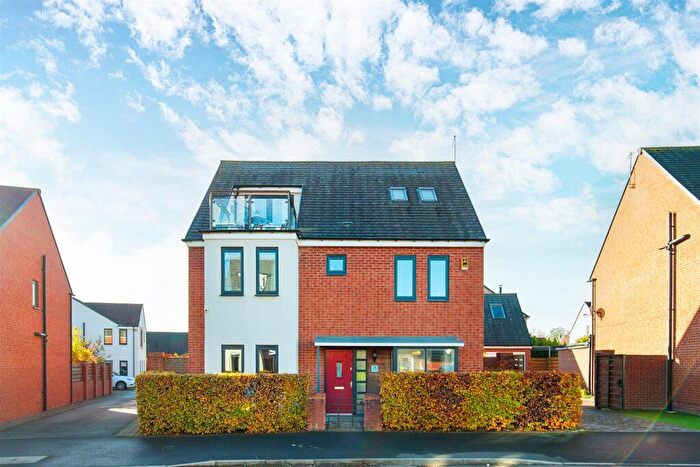 5 Bedroom Detached House For Sale In Shoreswood Way, Great Park, NE13