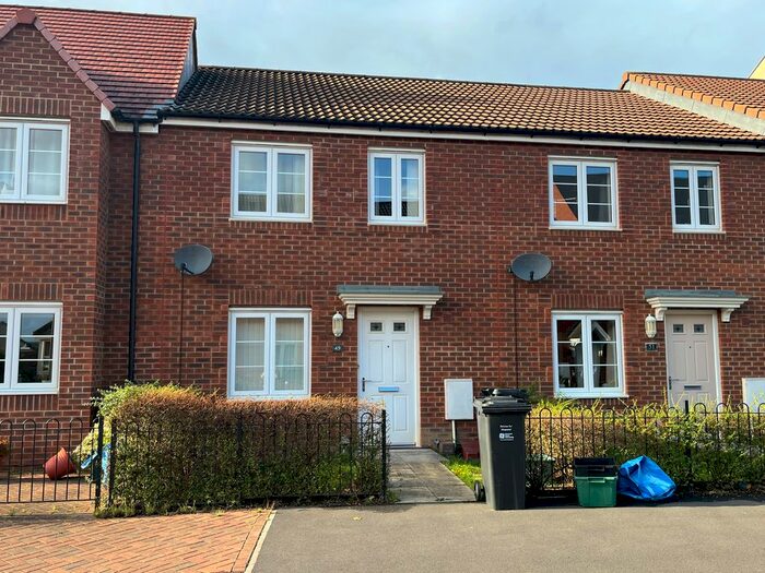 3 Bedroom Property To Rent In Great Mead, Yeovil, BA21