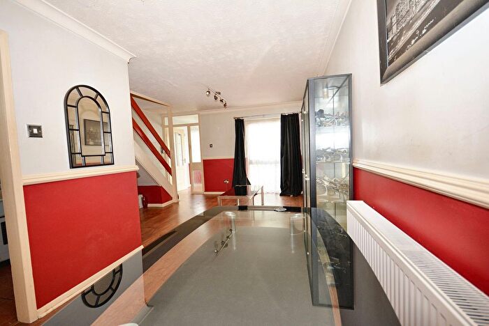 2 Bedroom Terraced House For Sale In Baileys Field, Ashford, TN23
