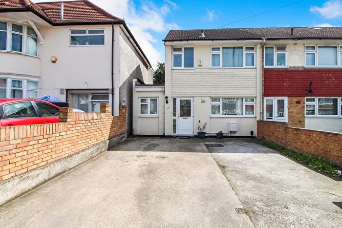 5 Bedroom End Of Terrace House To Rent In Preston Hill, Kenton, Harrow, HA3