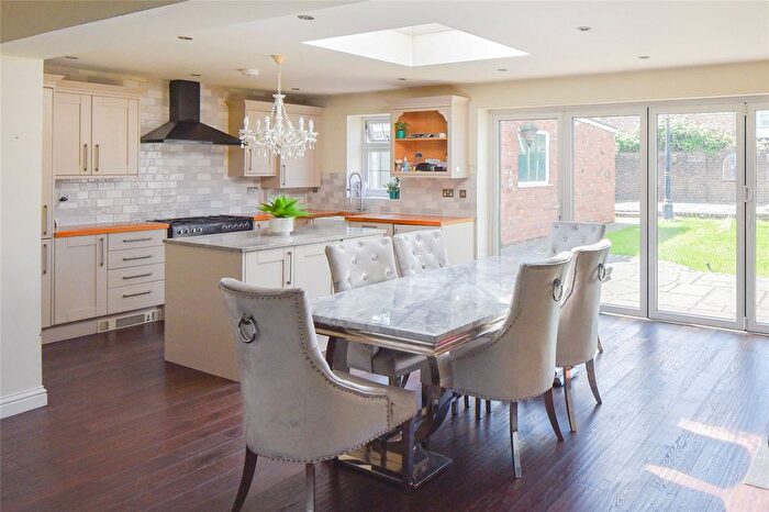 3 Bedroom Detached House For Sale In Charles Street, Uxbridge, UB10