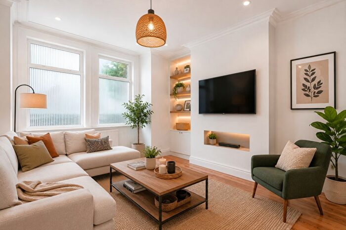2 Bedroom Flat For Sale In Boyd Road, Colliers Wood, London, SW19