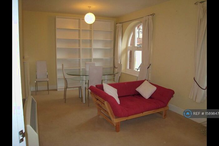 1 Bedroom Flat To Rent In Central House, Exeter, EX4