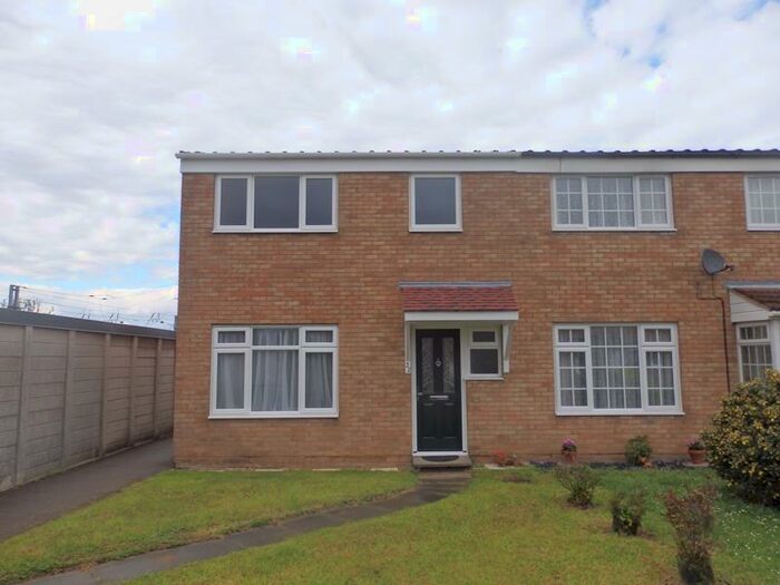 3 Bedroom End Of Terrace House To Rent In Urban Way, Biggleswade, SG18
