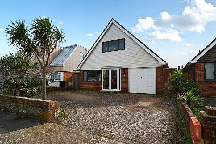 3 Bedroom Detached House For Sale In The Meadway, Shoreham, West Sussex, BN43