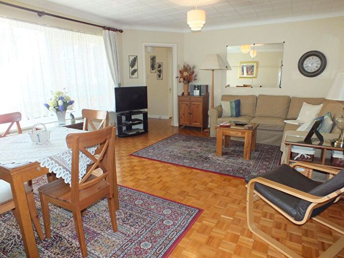 2 Bedroom Flat To Rent In Tempsford Court, Harrow, HA1
