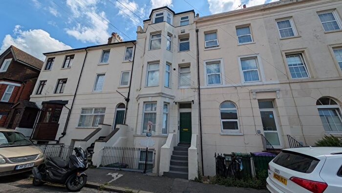 1 Bedroom Flat To Rent In Harbour Way, Folkestone, Kent, CT20