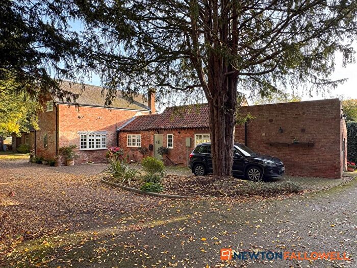 3 Bedroom Detached House For Sale In Gainsborough Road, Winthorpe, NG24