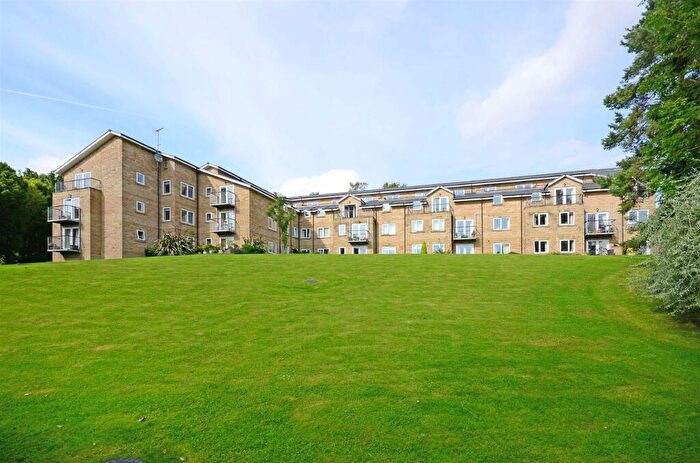2 Bedroom Apartment For Sale In Townhead Road, Dore, Sheffield, S17