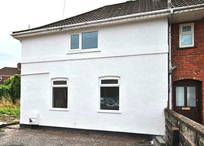 3 Bedroom House To Rent In Bower Walk, Bristol, BS3