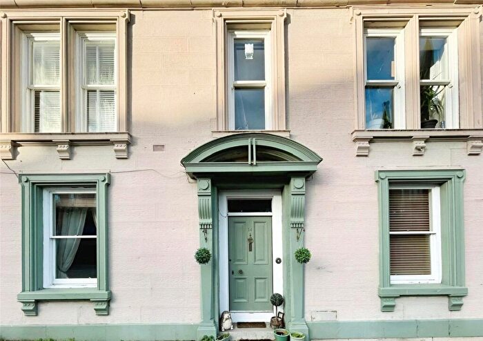 2 Bedroom Flat To Rent In Laurieknowe, Dumfries, Dumfries And Galloway, DG2