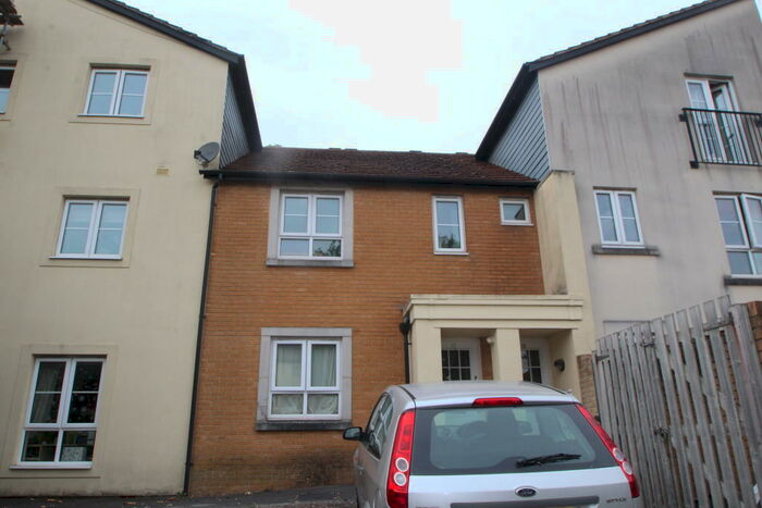1 Bedroom Flat To Rent In Bartholomews Square, Horfield, Bristol, BS7