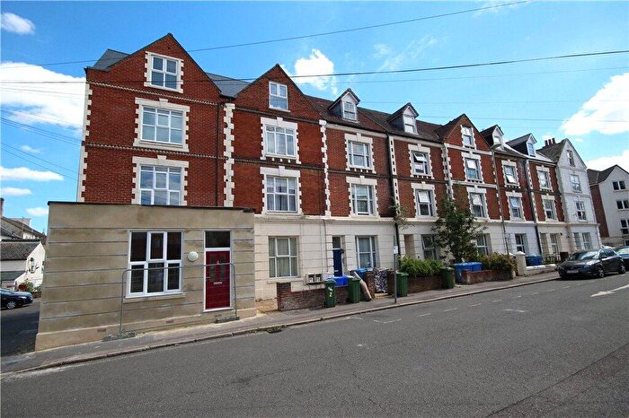 1 Bedroom Apartment To Rent In Arthur Street, Aldershot, Hampshire, GU11