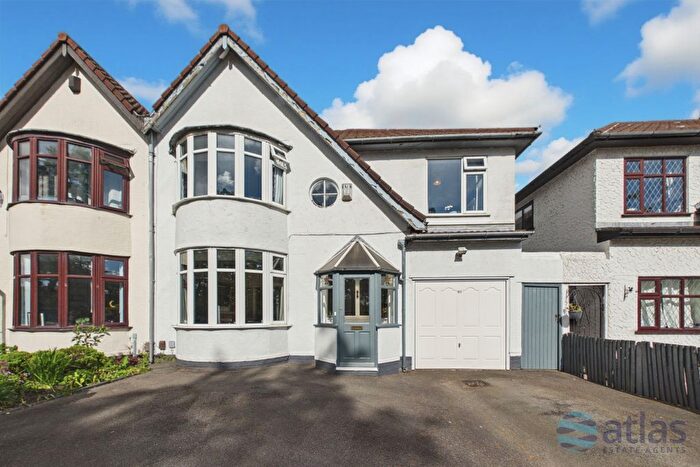 5 Bedroom Semi Detached House For Sale In Queens Drive, Wavertree, L15