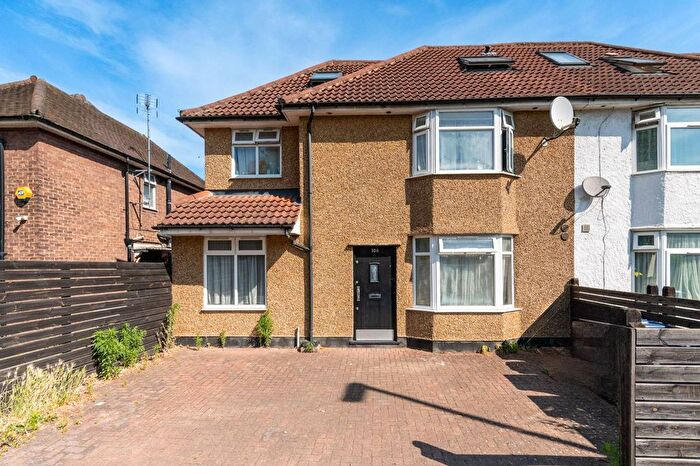 1 Bedroom Flat To Rent In Noel Road, West Acton, London, W3