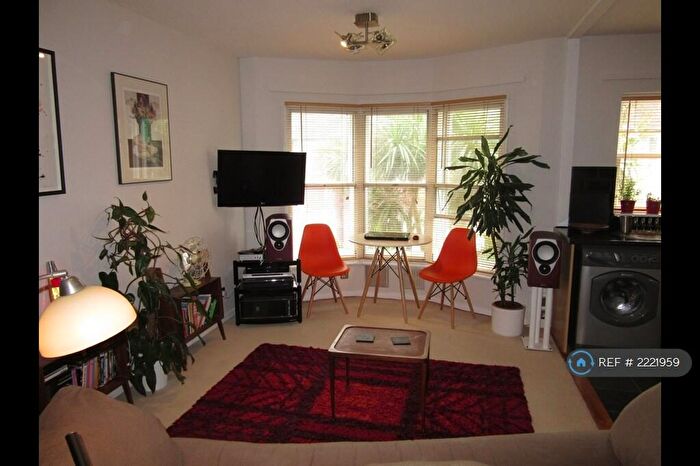 1 Bedroom Flat To Rent In The Lodge, Brighton, BN2