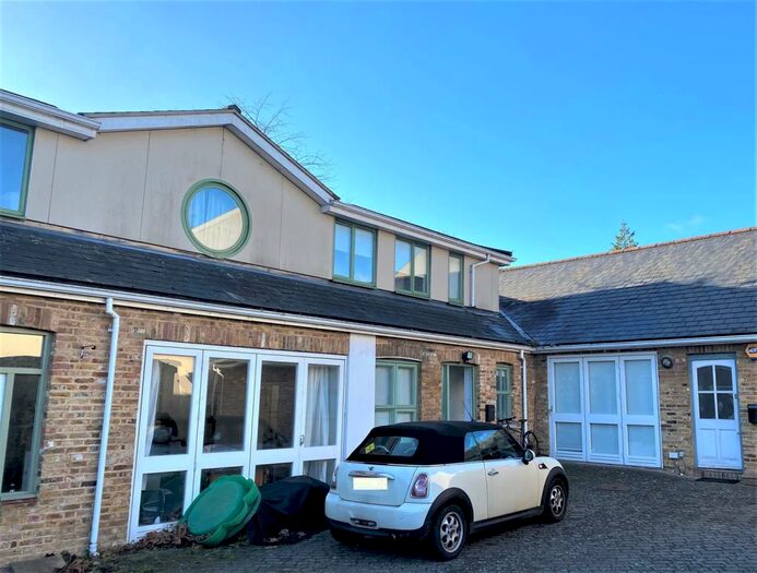 2 Bedroom House To Rent In Laundry Mews, Forest Hill, London, SE23