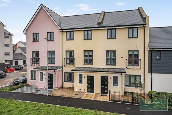 4 Bedroom Terraced House For Sale In Gauting Road Patchway, Bristol, BS34