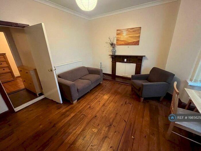 1 Bedroom Flat To Rent In Mount Pleasant, Swansea, SA1
