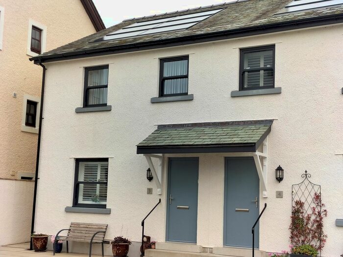 3 Bedroom Semi-Detached House To Rent In Stanger Street, Keswick, CA12