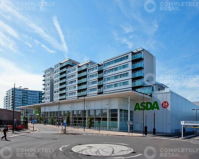 2 Bedroom Flat To Rent In Prince Regent Road, Hounslow, TW3