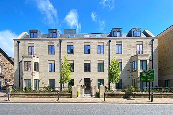 2 Bedroom Flat For Sale In Station Parade, Westfield House, HG1