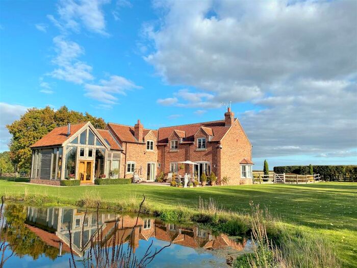 5 Bedroom Detached House For Sale In Oxton Road, Southwell, NG25