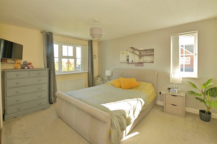 4 Bedroom Detached House For Sale In Bell Chapel Close, Kingsnorth, Ashford, TN23