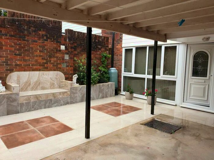 4 Bedroom House To Rent In Lingwood Close, Southampton, Hampshire, SO16