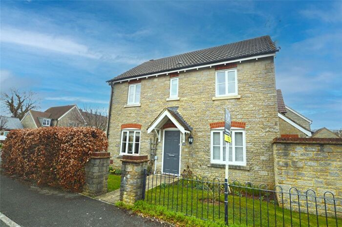 3 Bedroom Detached House To Rent In Thynne Close, Cheddar, Somerset, BS27